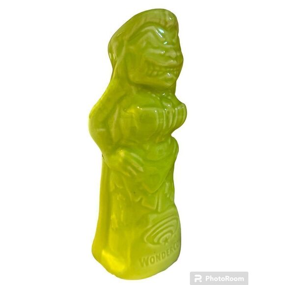 2018 WonderCon Exclusive Green Villainess Anaheim Tiki Farm Mug - Picture 9 of 9